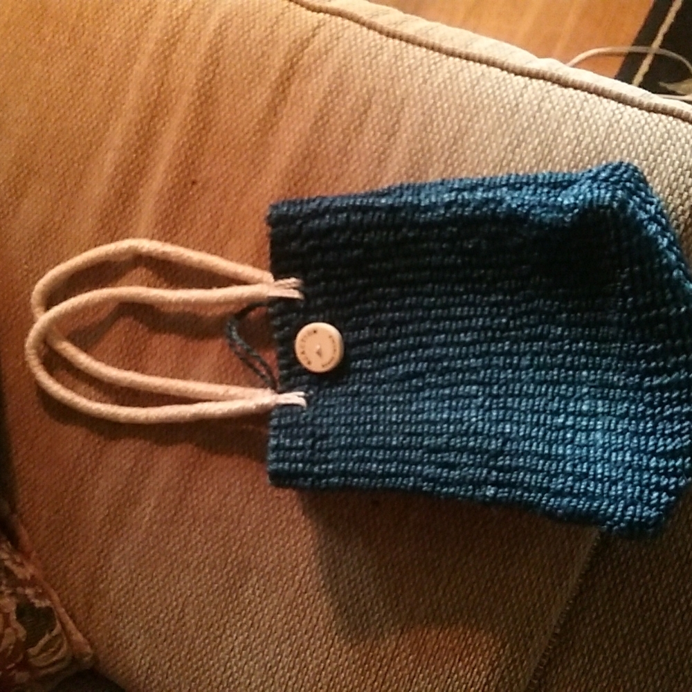 Straw purse